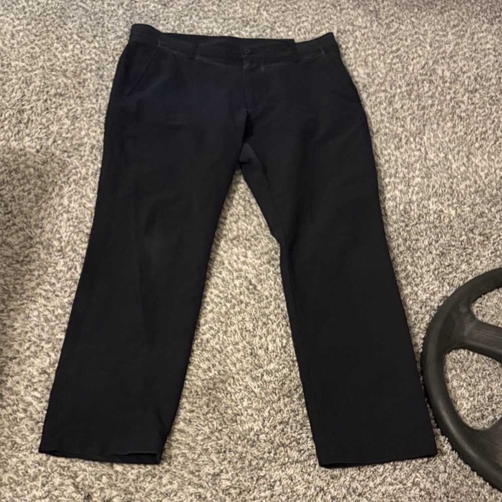 Under Armour Men's Dark Pants